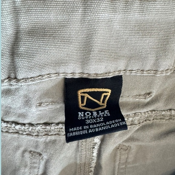 Noble Outfitters Women's Cargo Work Pants 30x32 - Picture 4 of 5